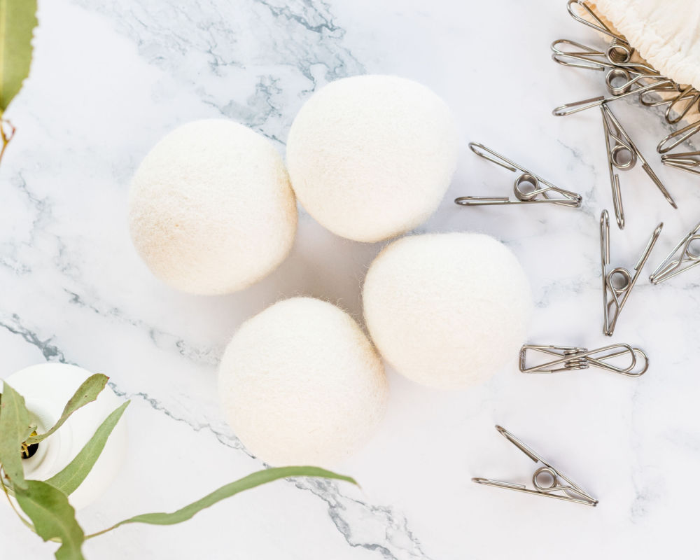 wool dryer balls and pegs with gumleaves